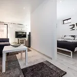 Trys Apartamentai Butas