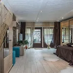 Trys Apartamentai