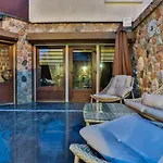 Trys Apartamentai