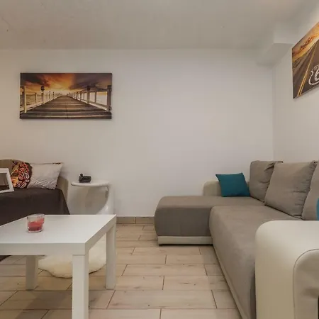 Butas Trys Apartamentai Palanga