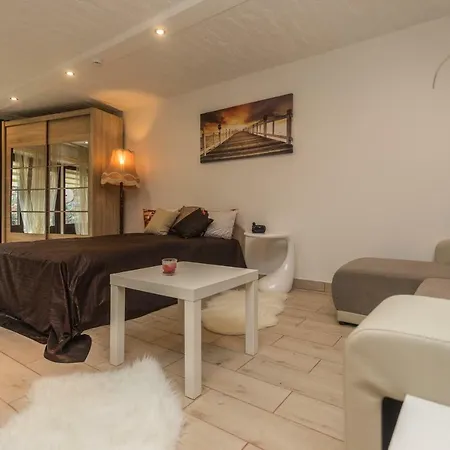Trys Apartamentai