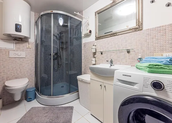 Trys Apartamentai Apartment