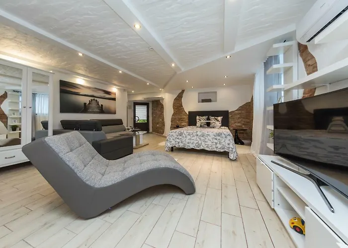 Trys Apartamentai Apartment Palanga