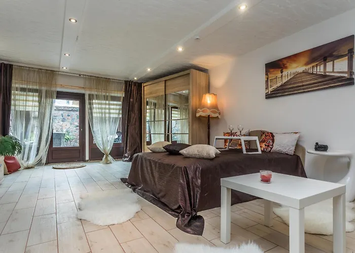 Trys Apartamentai Апартаменты