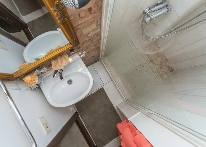 Trys Apartamentai Апартаменты