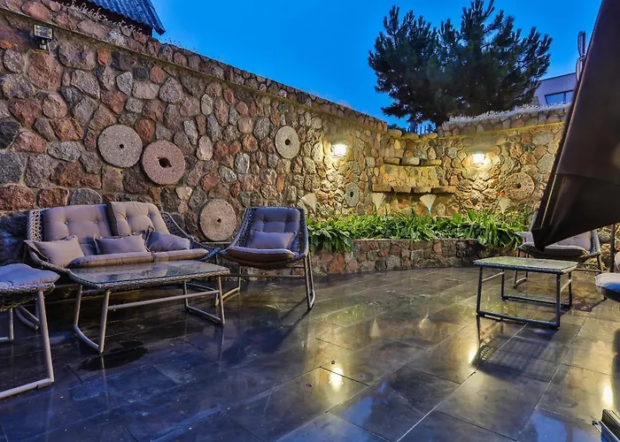 Trys Apartamentai Apartment